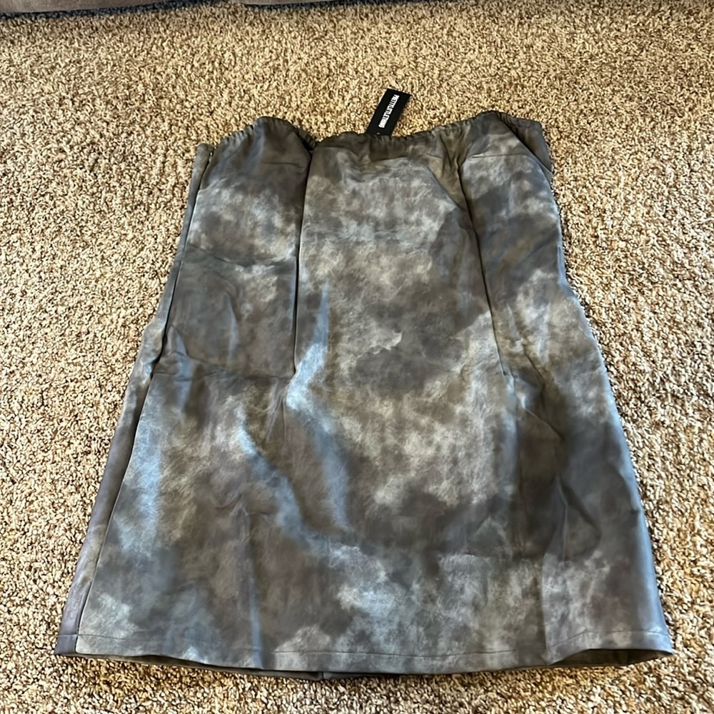 Women’s short dress.